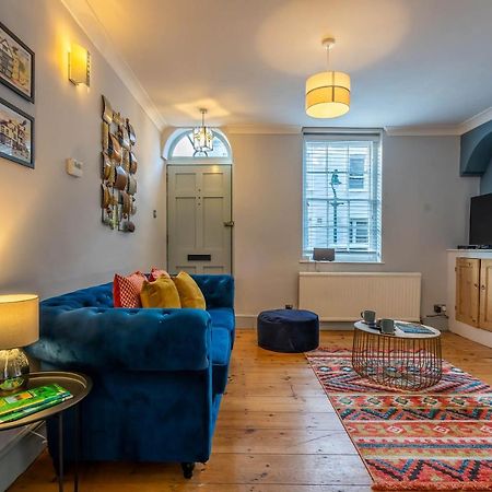 Two Bedroom House In Canterbury City Centre Kültér fotó